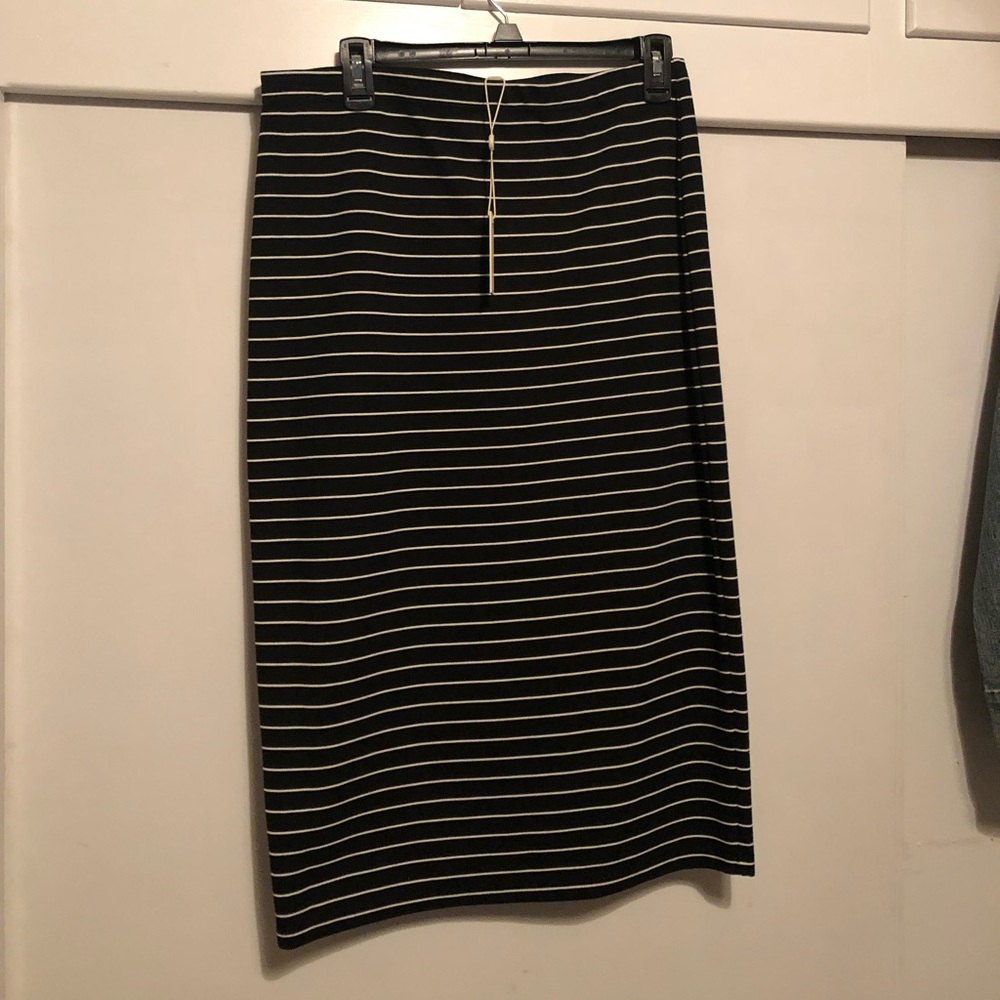 Max Studio striped pencil skirt